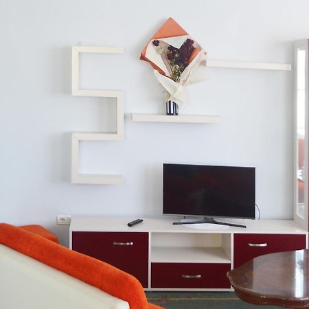 Hotel Riviera Драч Екстериор снимка