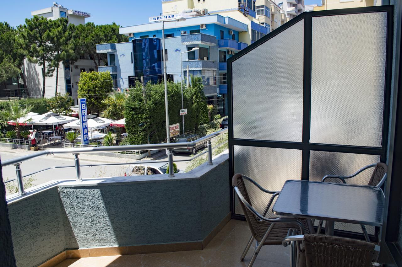 Hotel Riviera Драч Екстериор снимка