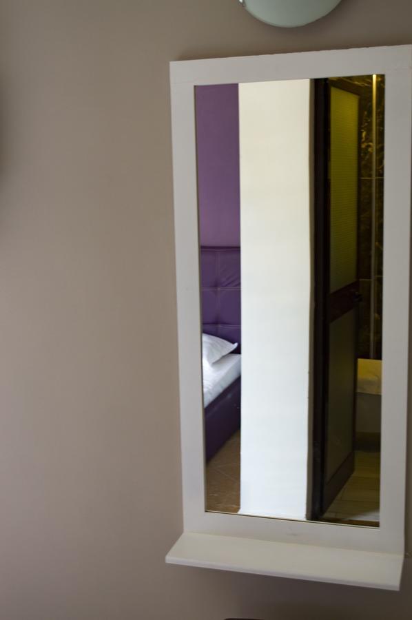 Hotel Riviera Драч Екстериор снимка