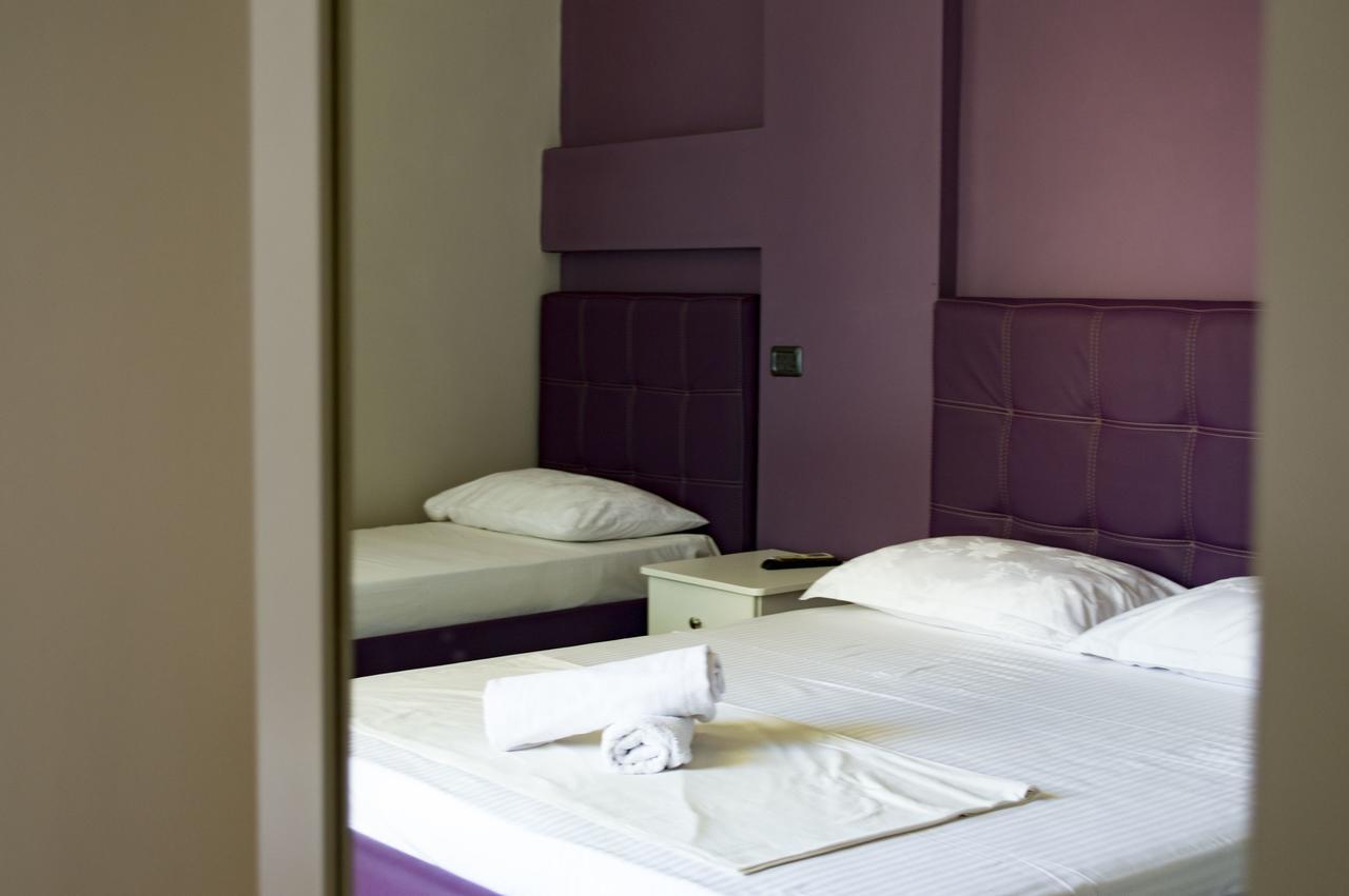 Hotel Riviera Драч Екстериор снимка